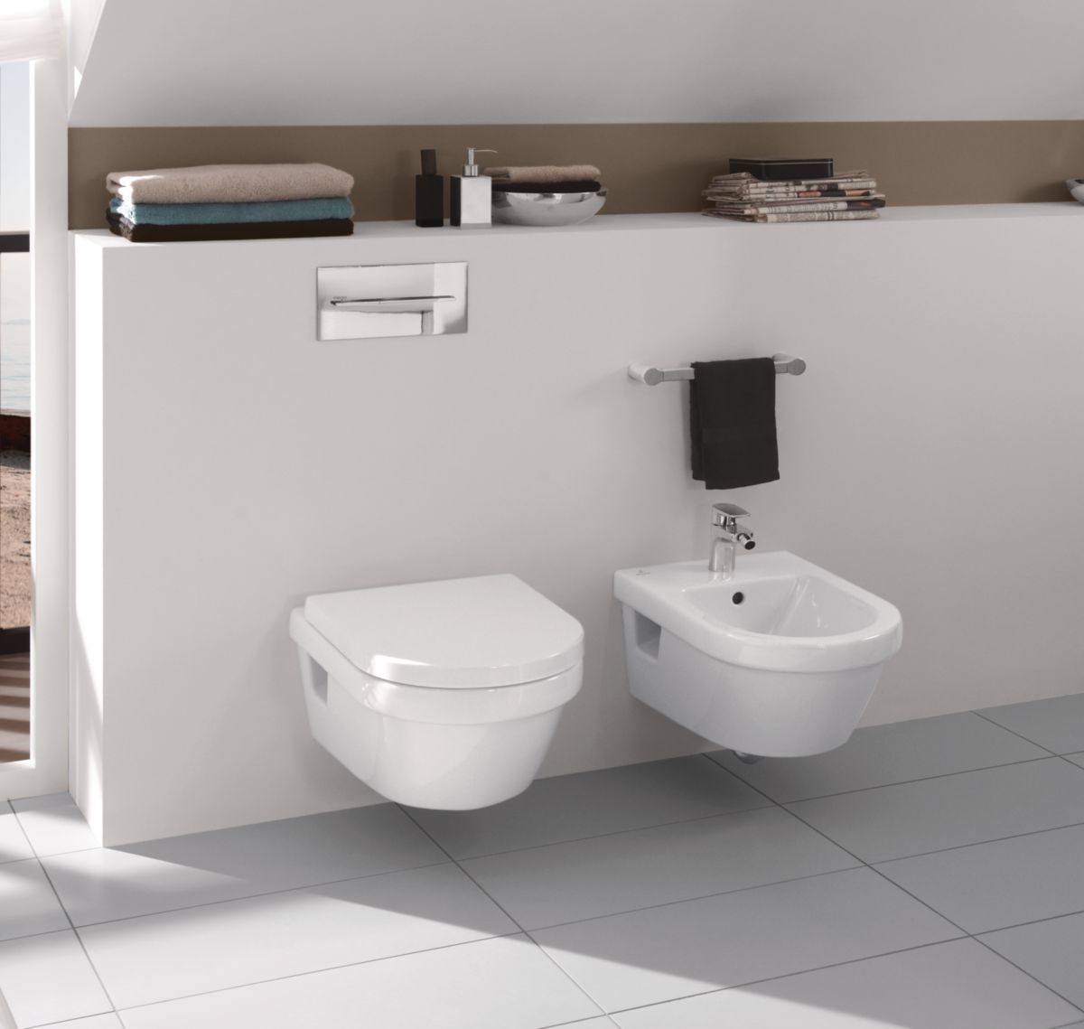 VILLEROY ET BOCH Pack WC suspendu Architectura ronde sans bride avec
