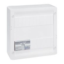 Coffret Multimédia Basique avec brassage équipé et précâblé 8 prises RJ 45 Ref.413219