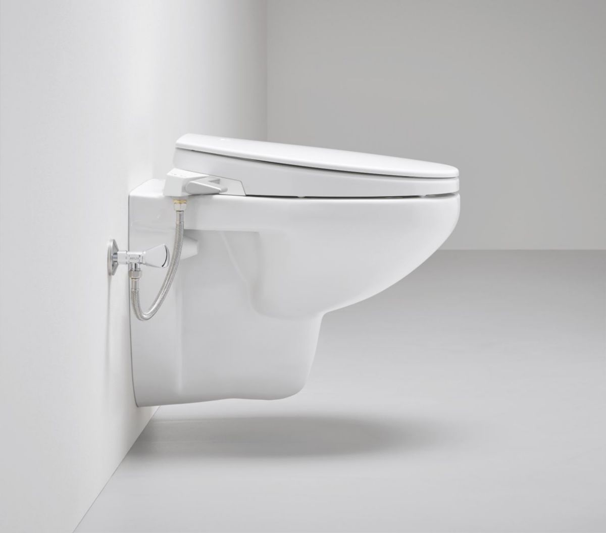 Abattant WC lavant Aquatec Pure Bidet - Invacare France