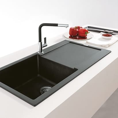 Salle De Bain Et Cuisine Baignoire Douche Wc Lavabo Mitigeur Meuble Cedeo