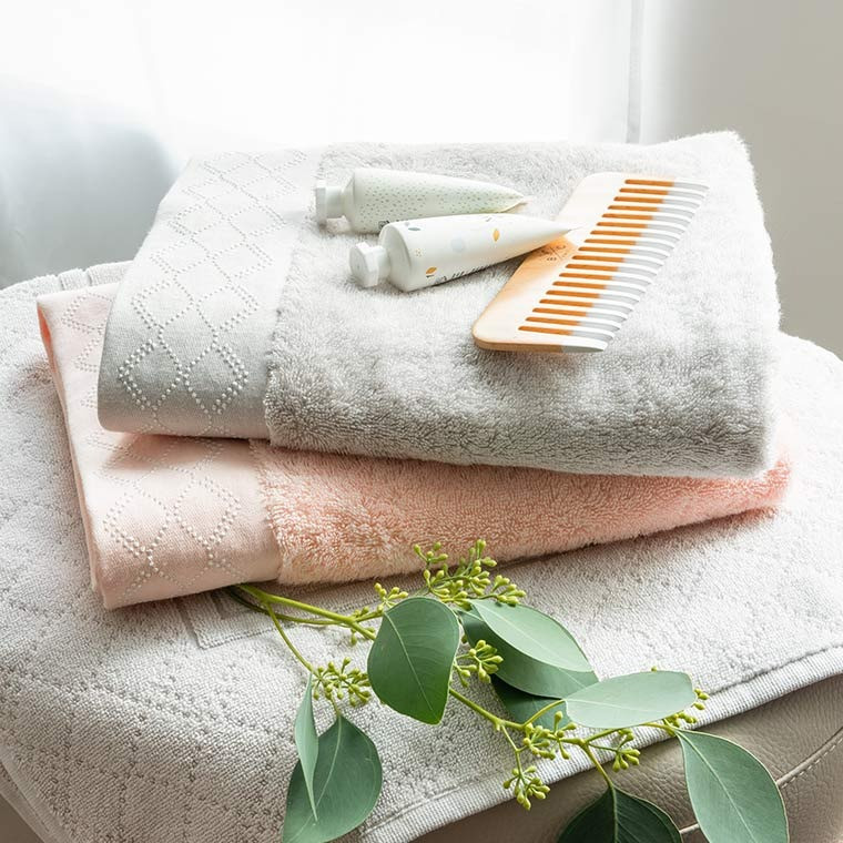 Linge De Salle De Bain 6 Matieres Qui Allient Bien Etre Et Style Cedeo